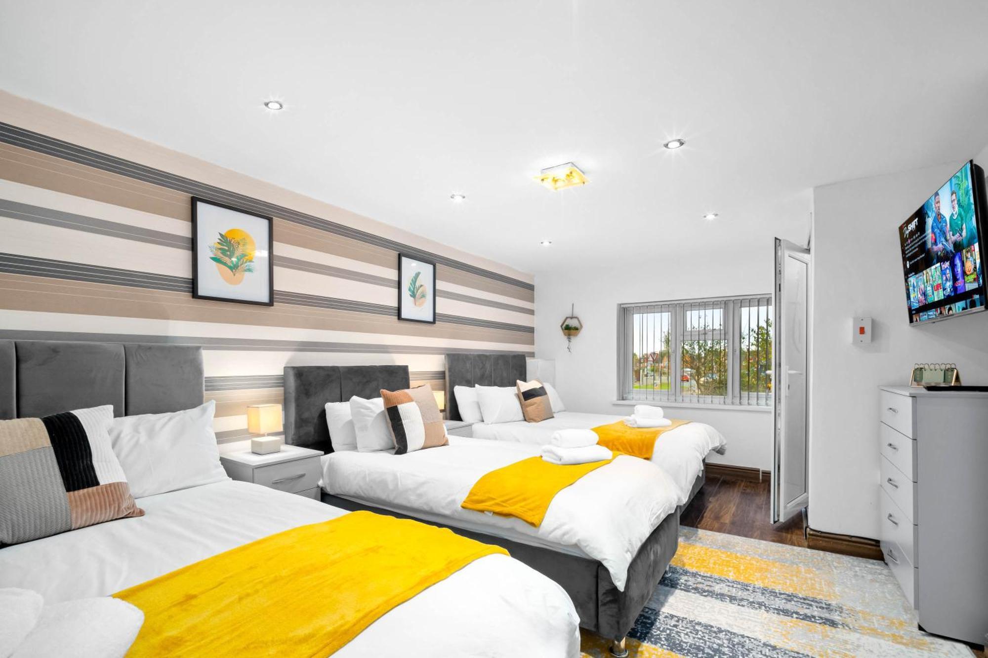 Modern 18 Guest Large Home In Solihull - Near Nec, Jlr, Hs2 And Bhx Birmingham Exterior photo